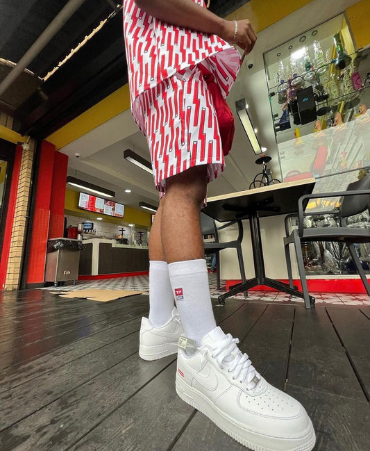 Le Super V2 Shorts Red